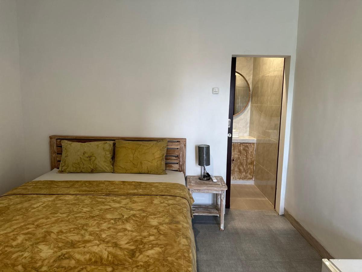 Koming Guest House Canggu  Bagian luar foto