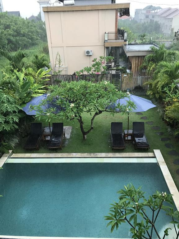 Koming Guest House Canggu  Bagian luar foto