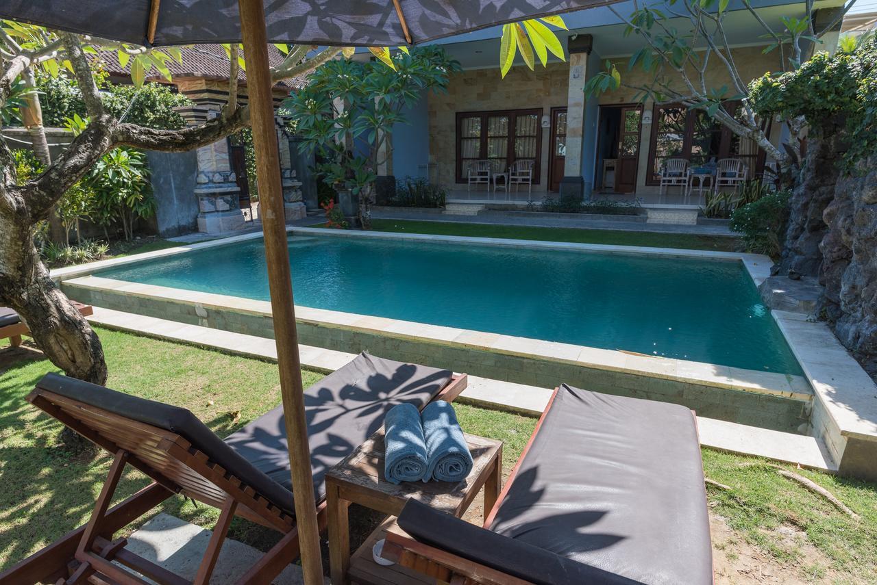 Koming Guest House Canggu  Bagian luar foto